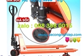  Xe nâng tay 2500 kg - giá rất rẻ